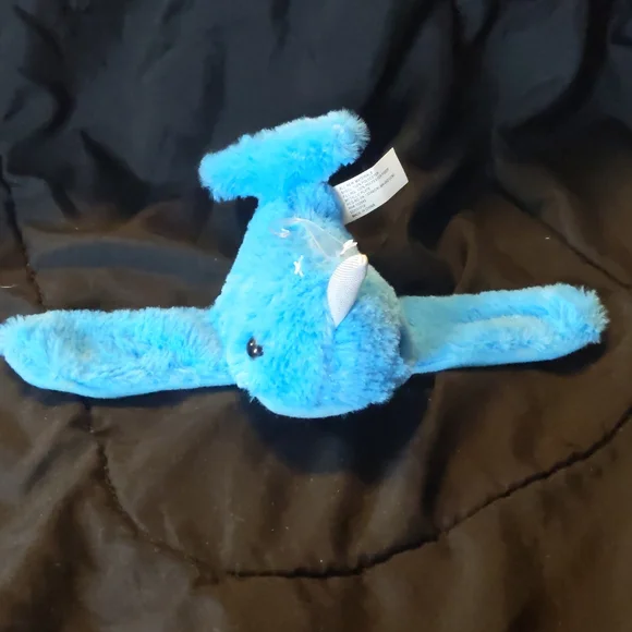 Blue Narwhal Steering Wheel Buddy - Picture 3 of 3